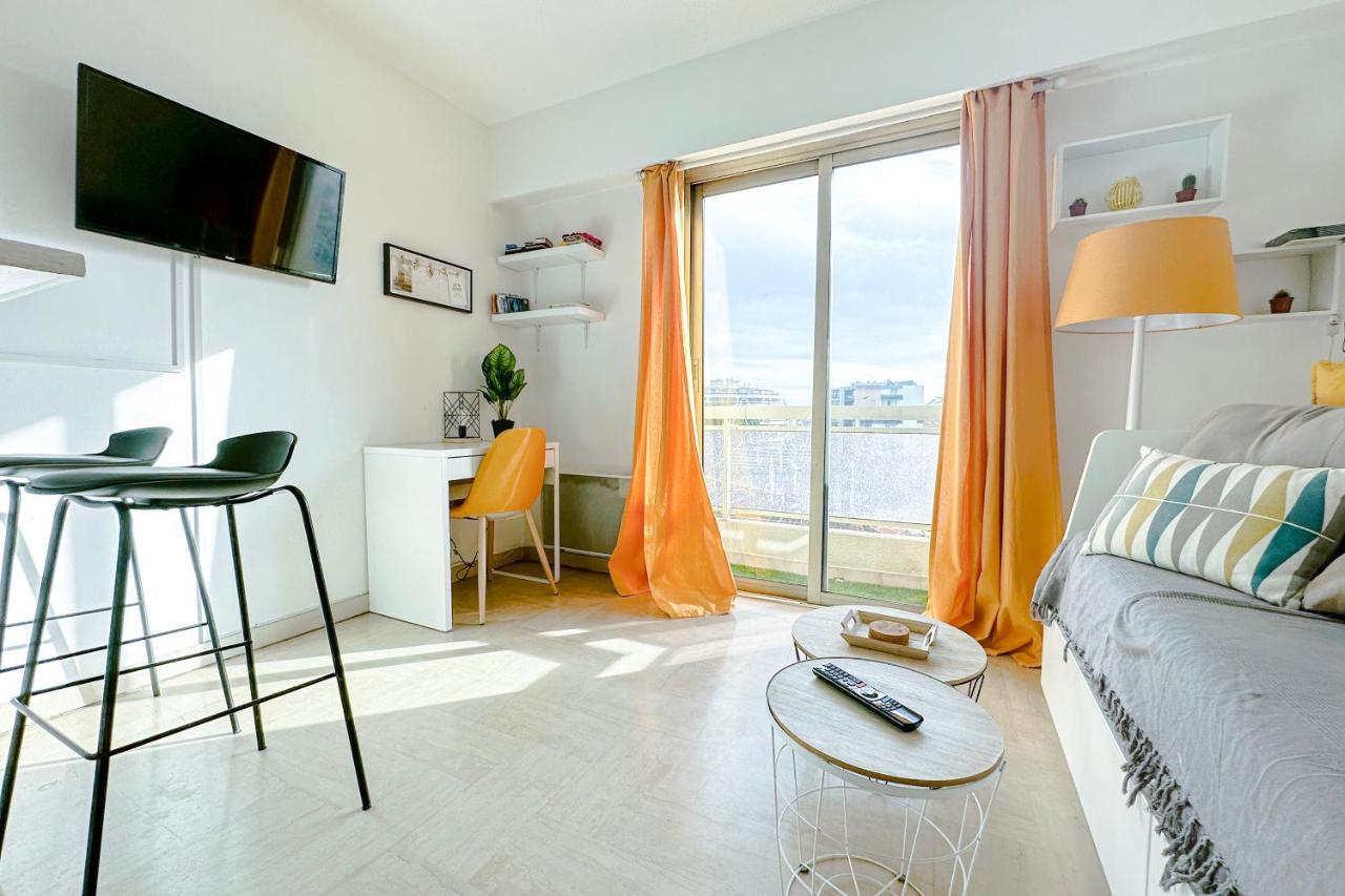 Guignon - Apart Sunny Comfort Close To The Port & Station Antibes Exterior photo