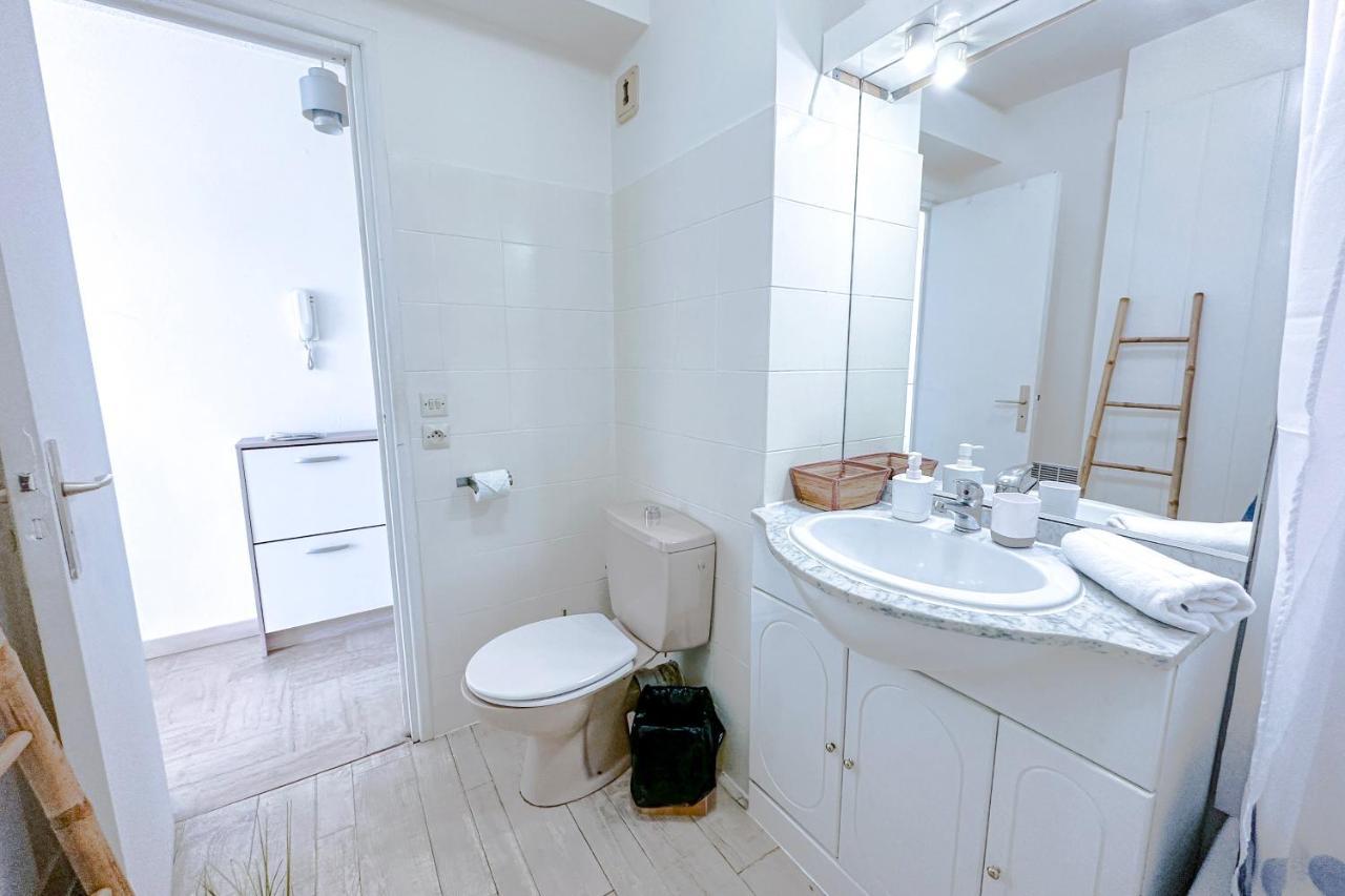 Guignon - Apart Sunny Comfort Close To The Port & Station Antibes Exterior photo